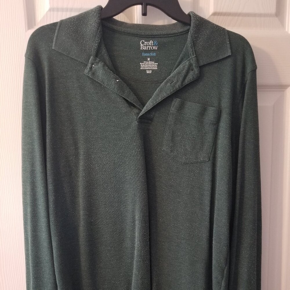 Men's Green long-sleeve polo shirt